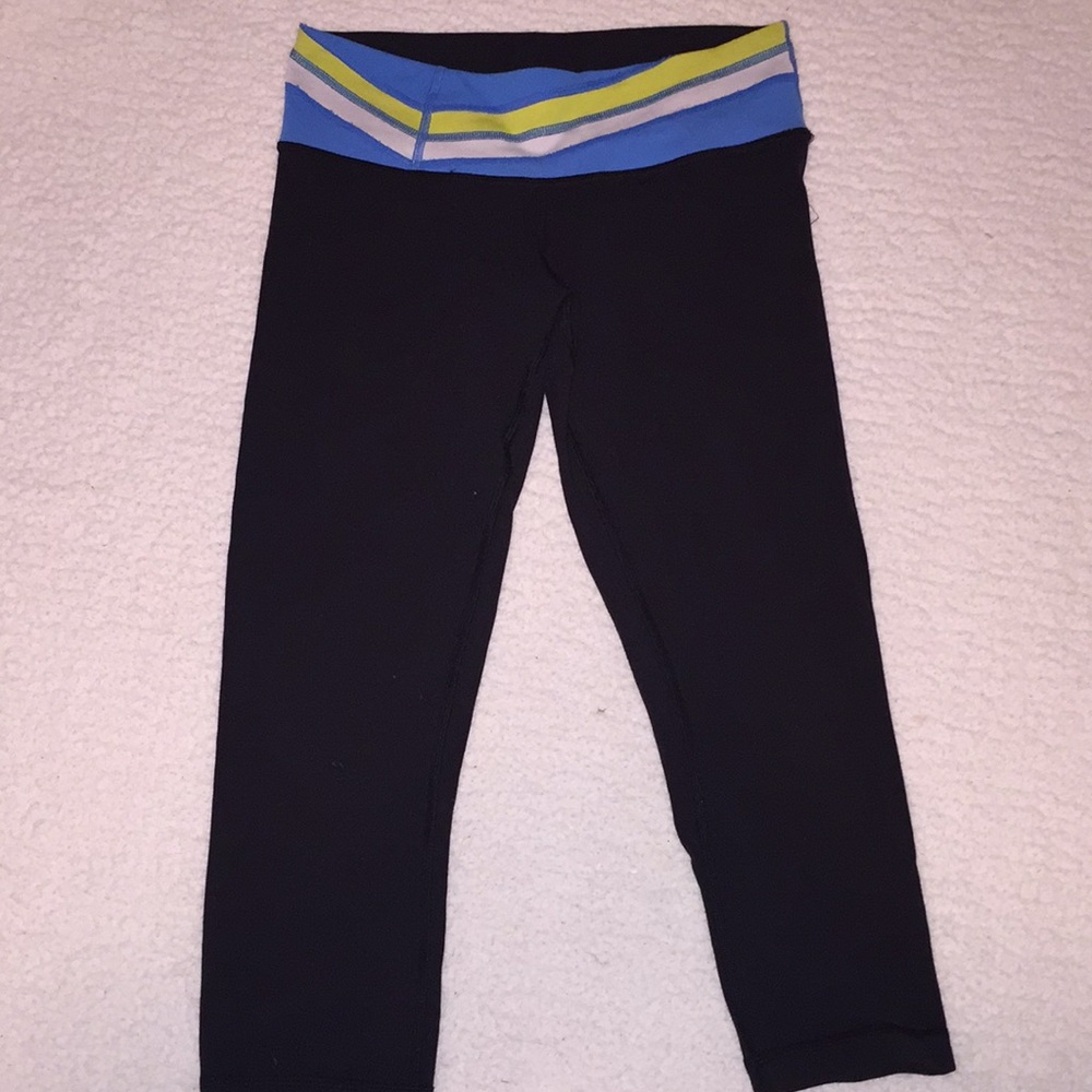 Lululemon reversible Wunder Under crop leggings